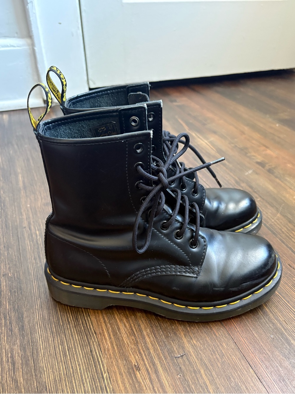 Dr. Martens 1460 Black Smooth Leather Boots